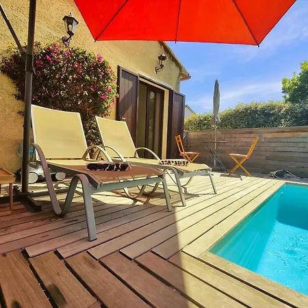 Avec Piscine Privee A *
